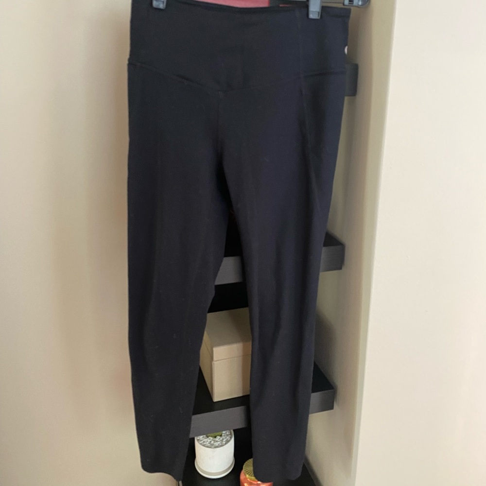 Black Zella Leggings with Side Pockets